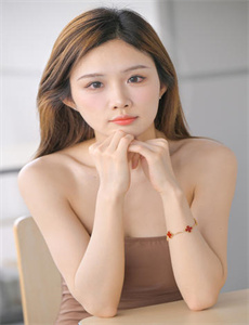 《新婚翁熄苏小颖》