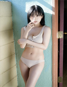 《女人不是月亮》