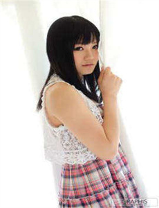 《大胸校花莹莹被老头糟蹋》