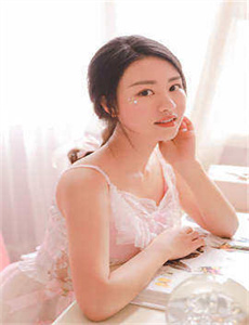 《姆乳乱馆全集在线观看》
