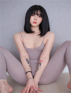 《艳母三级》